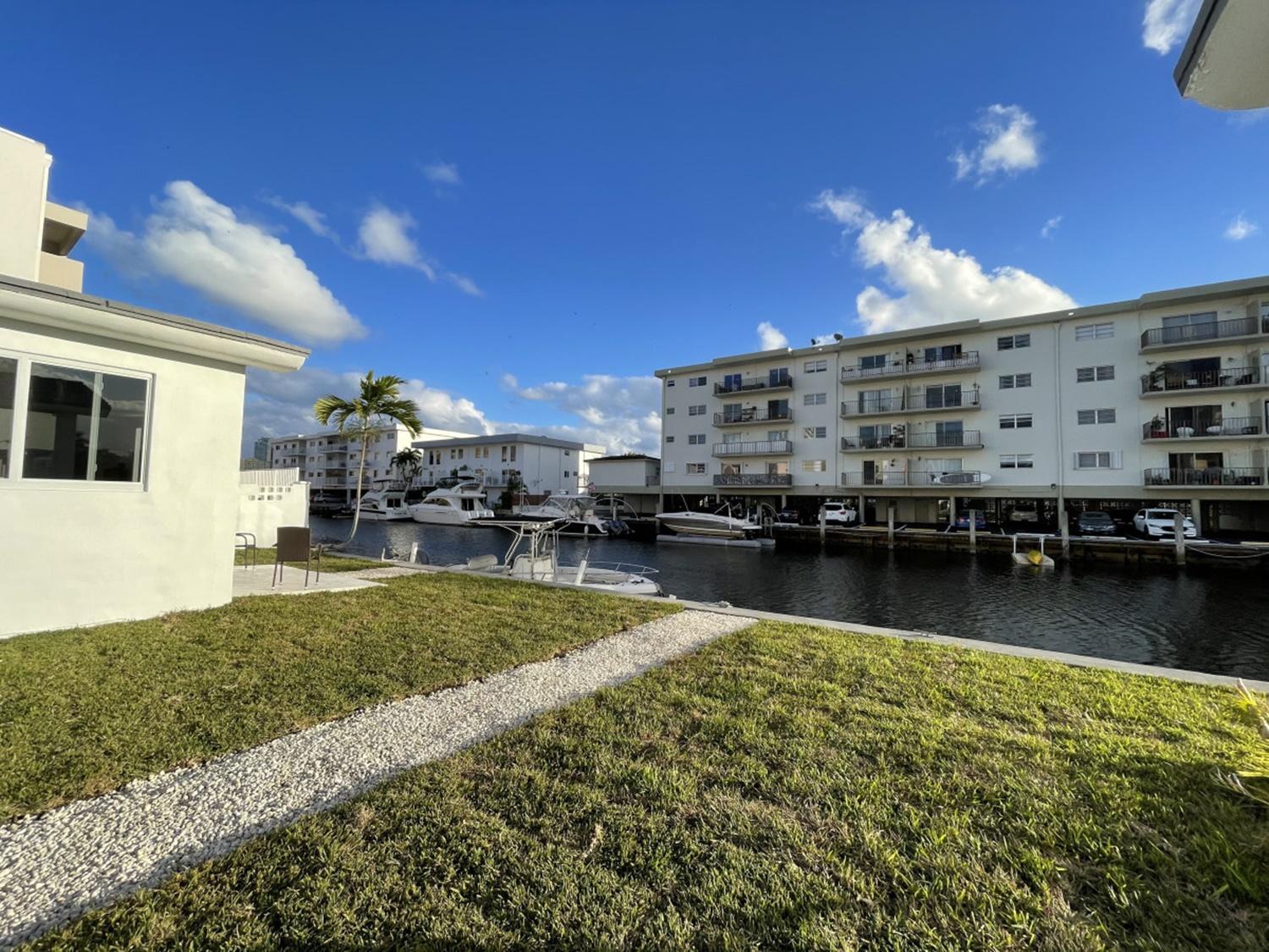 Casa Canal North Miami Beach Bilik gambar